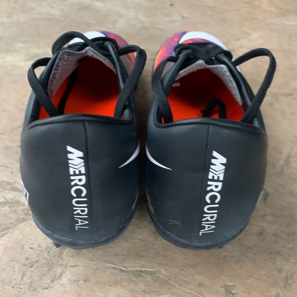 Nike mercurial victory cr7 soccer shoes - Picture 4 of 4